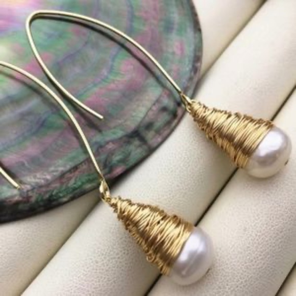 11.4mm Natural White Cultured Pearls 14K Gold Plated - Picture 6 of 9